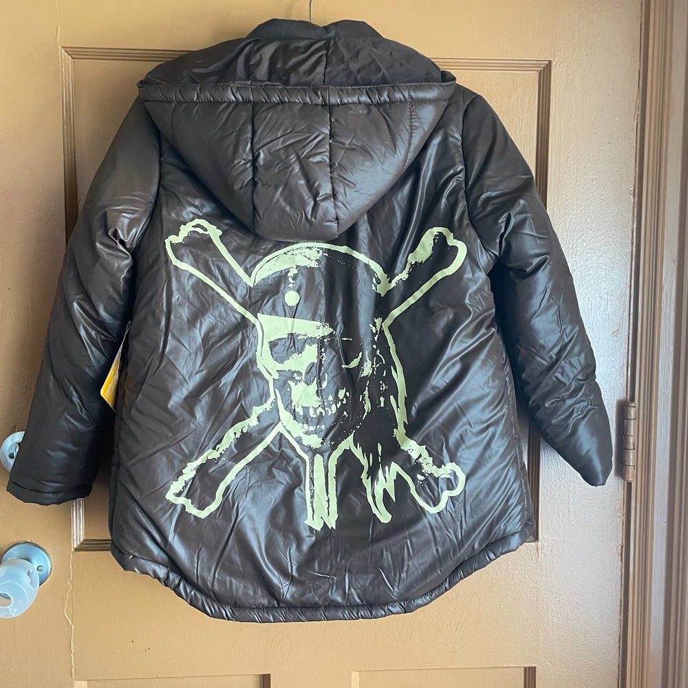 Pirates of the Caribbean At World’s End Weatherproof Puff Jacket
